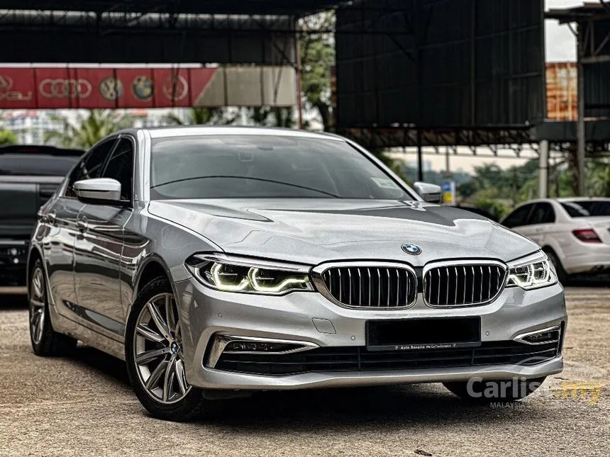 2020 BMW 520i Luxury Sedan