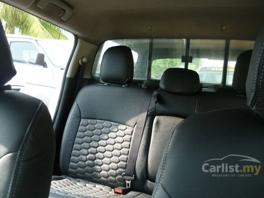 2015 Mitsubishi Triton Dual Cab Pickup Truck