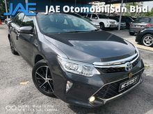 2016 Toyota Camry 2.5 Hybrid Luxury Sedan ( Under Warranty UMW Malaysia, Toyota Full Service Record, 8 SRS Airbag, 2 Power Seat, 2 Set Spare Key )