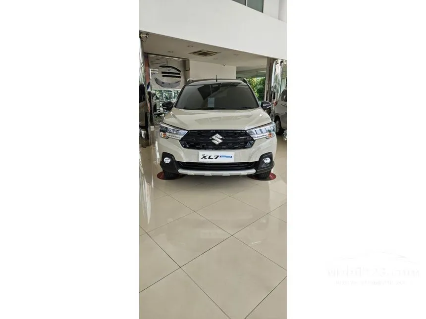 Jual Mobil Suzuki XL7 2024 ALPHA Hybrid 1.5 di DKI Jakarta Automatic Wagon Lainnya Rp 255.200.000