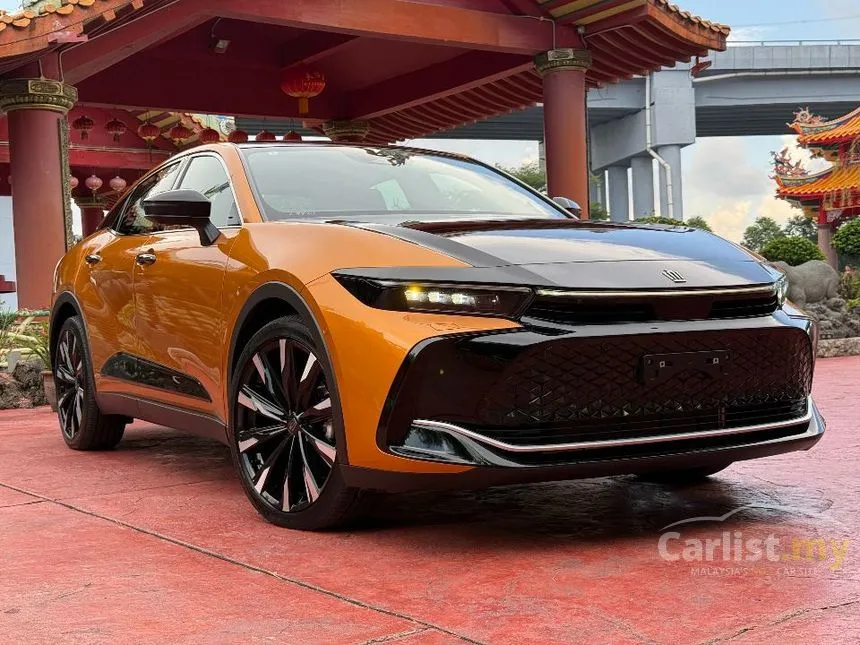 2023 Toyota Crown RS Advance Sedan