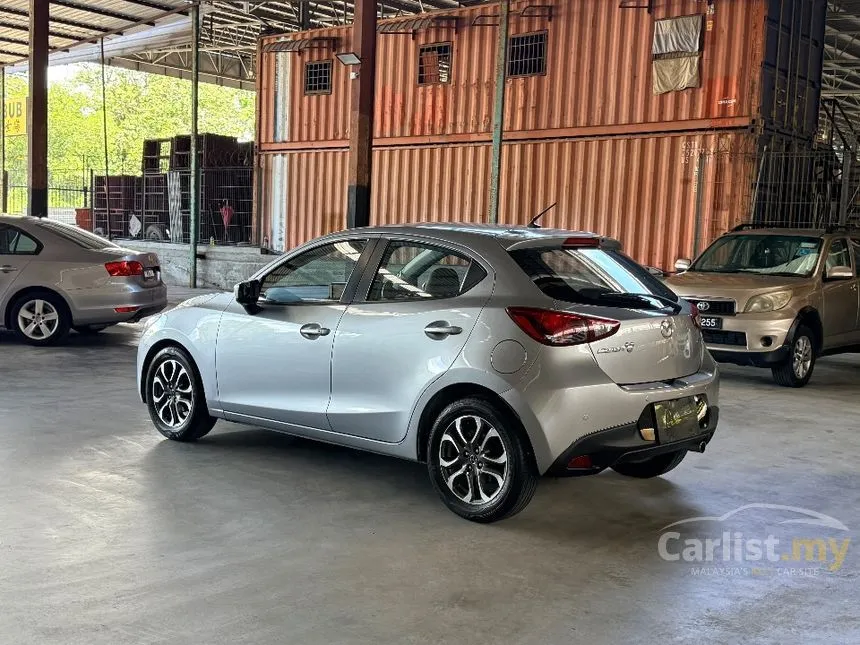 2015 Mazda 2 SKYACTIV-G Hatchback