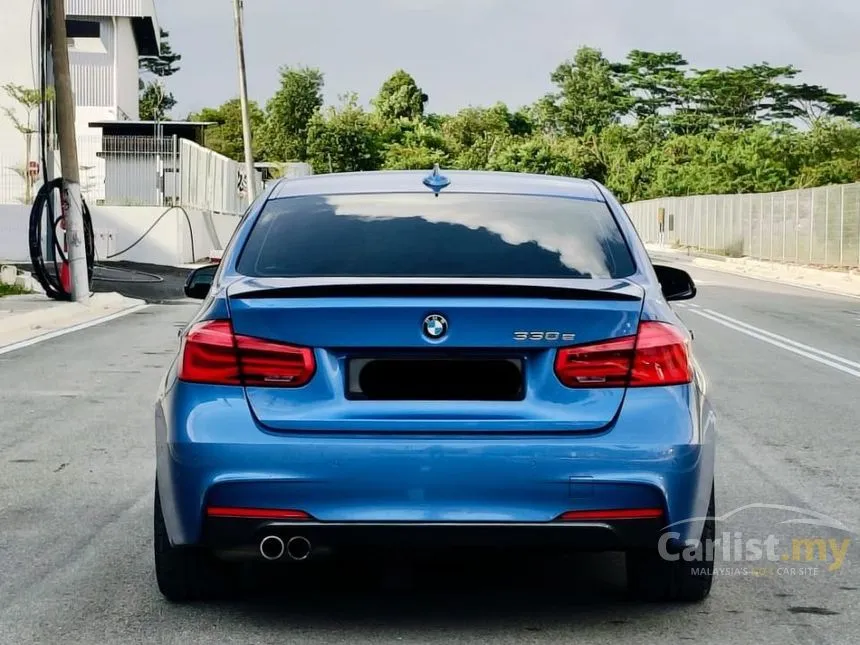 2019 BMW 330e M Sport Sedan