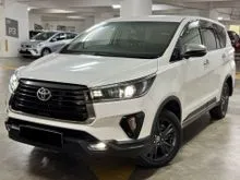 2022 Toyota Innova 2.0 X MPV / FULL TOYOTA SERVICE RECORD 54K KM ONLY / UNDER TOYOTA WARRANTY TILL 2027 / FULL LEATHER 7 SEATER / FULL BODY KIT
