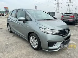 2016 Honda Jazz 1.5 E (A) - BOLEH LOAN / 1 OWNER / KEYLESS