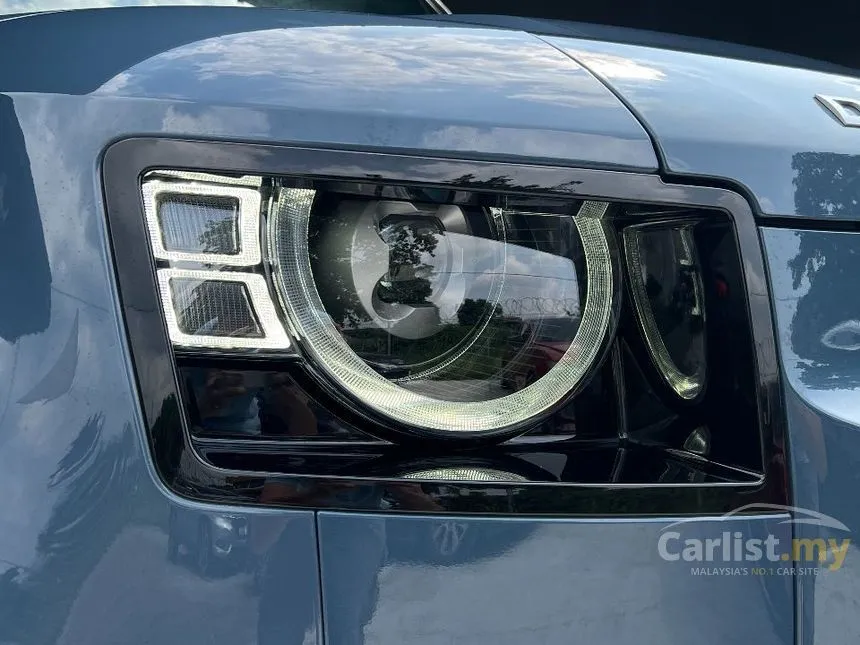 2022 Land Rover Defender 110 P300 SUV