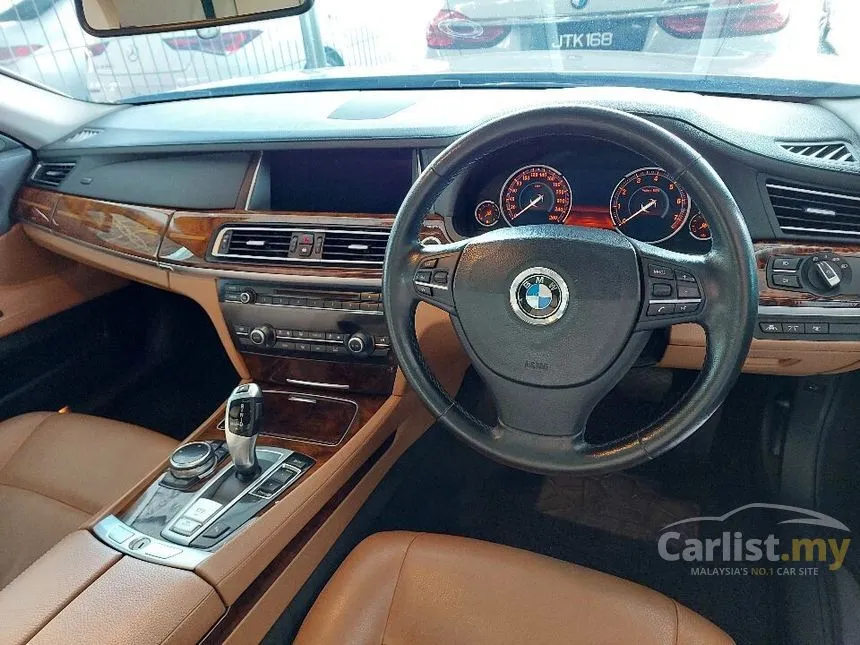 2014 BMW 730Li Sedan