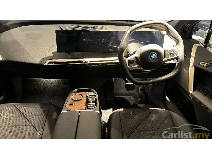 2023 BMW iX xDrive40 Sport SUV