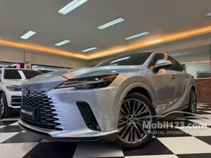 2023 Lexus RX 350h 2.5 Luxury SUV [Km8.000] Nik2023 Silver On Black Panoramic Sunroof PBD #RX350 Hybrid #RX350h Hybrid #AUTOHIGH #BEST DEAL