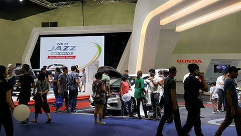 ไอคาร์เอเชียจัดงาน Drive, Test and Buy เชิญลูกค้าทดสอบและซื้อรถจบในที่เดียว