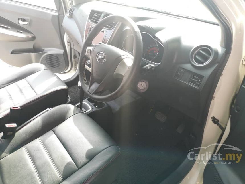 Perodua Axia 2016 Advance 1.0 in Johor Automatic Hatchback 