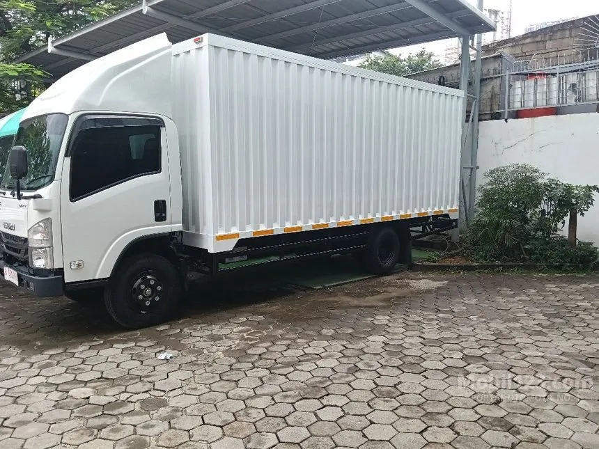 2026 Isuzu Elf NMR L Truck