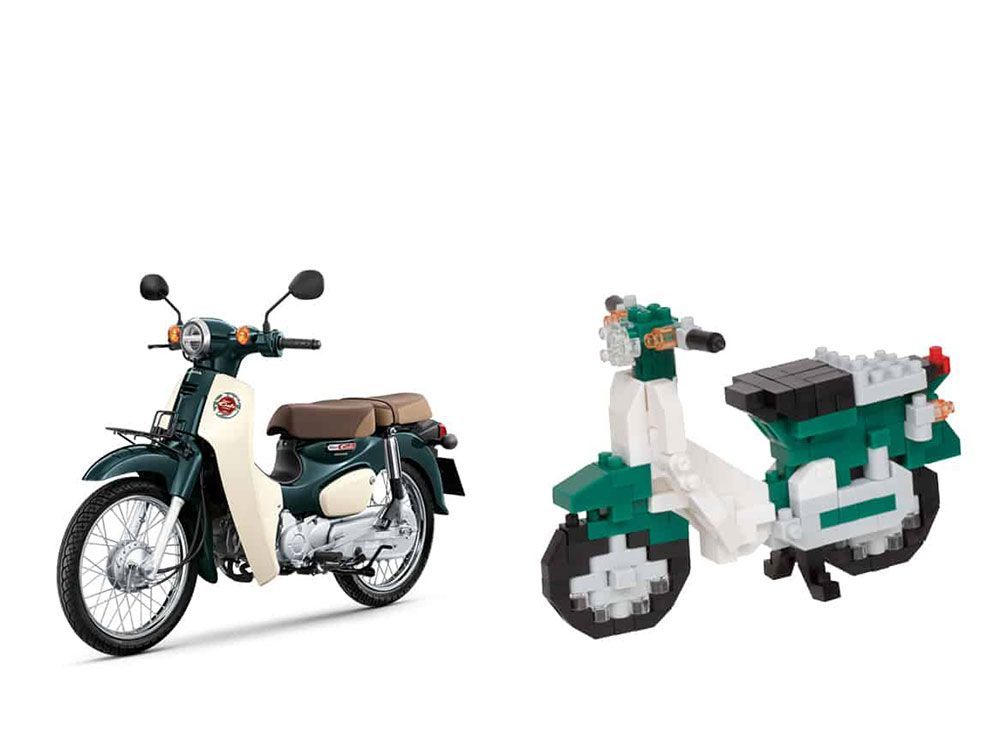 Lucu Banget! Honda Super Cub ini Terbuat dari Ratusan Nanoblock