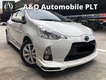 Toyota Prius C AT Original TRD Spec