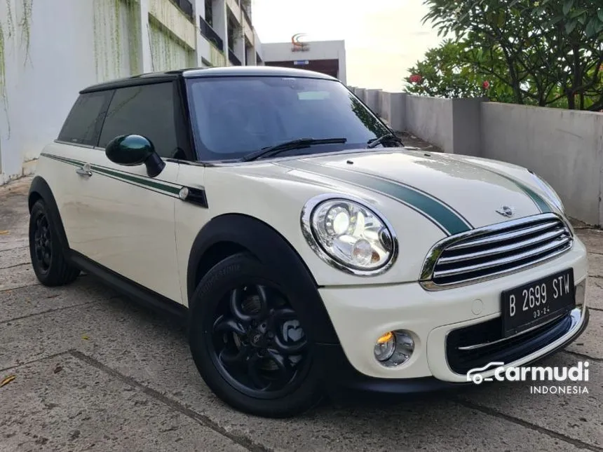 2013 MINI Cooper Hatchback