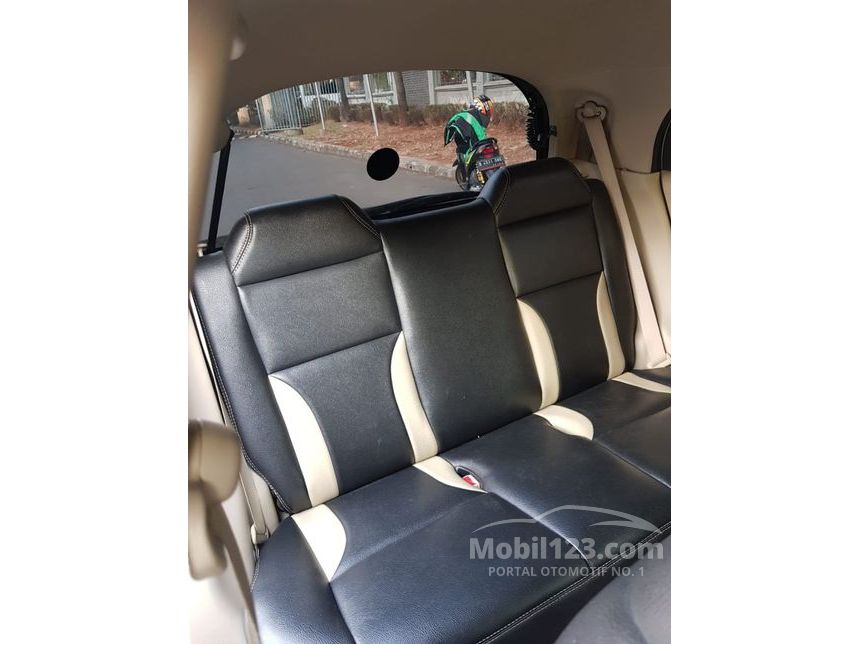 2016 Honda Brio Satya E Hatchback