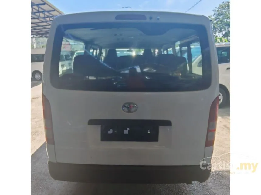 2015 Toyota Hiace Window Van Van