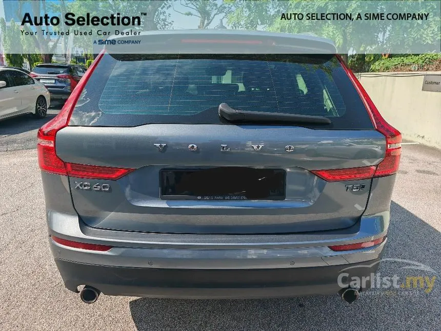 2018 Volvo XC60 T5 Momentum SUV