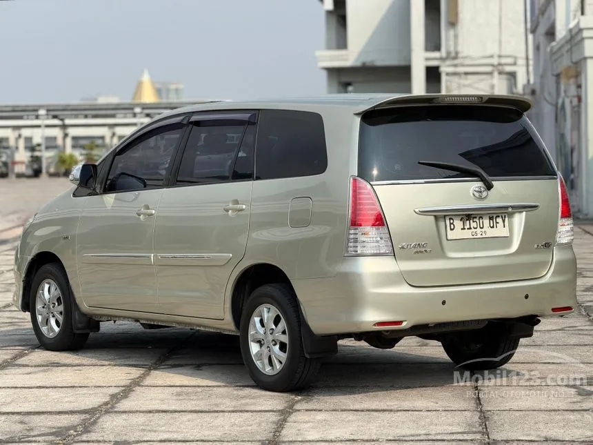 2010 Toyota Kijang Innova G MPV