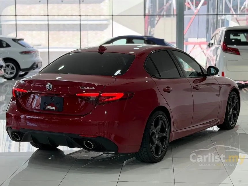2021 Alfa Romeo Giulia Veloce Sedan