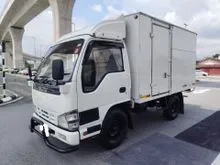 2013 Isuzu 10ft 2.8 (M) NKR55UEET-B 1Ton Box Tip top