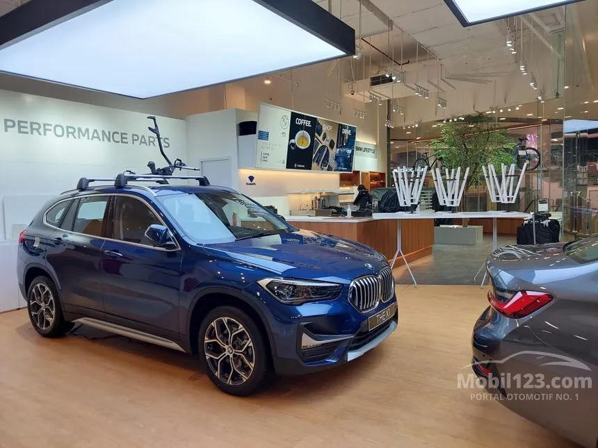 Jual Mobil BMW X1 2021 sDrive18i xLine 1.5 di DKI Jakarta Automatic SUV ...