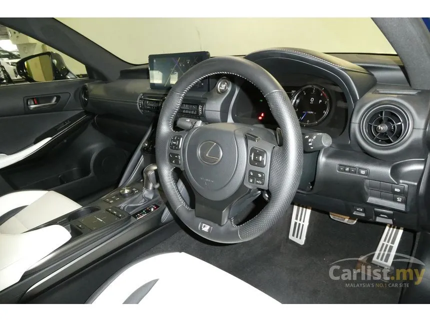 2022 Lexus IS 300 F Sport Sedan