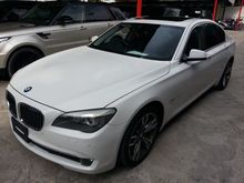2010 BMW 740i