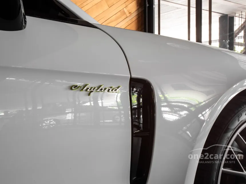 2018 Porsche Panamera 4 E-Hybrid Sport Turismo Wagon