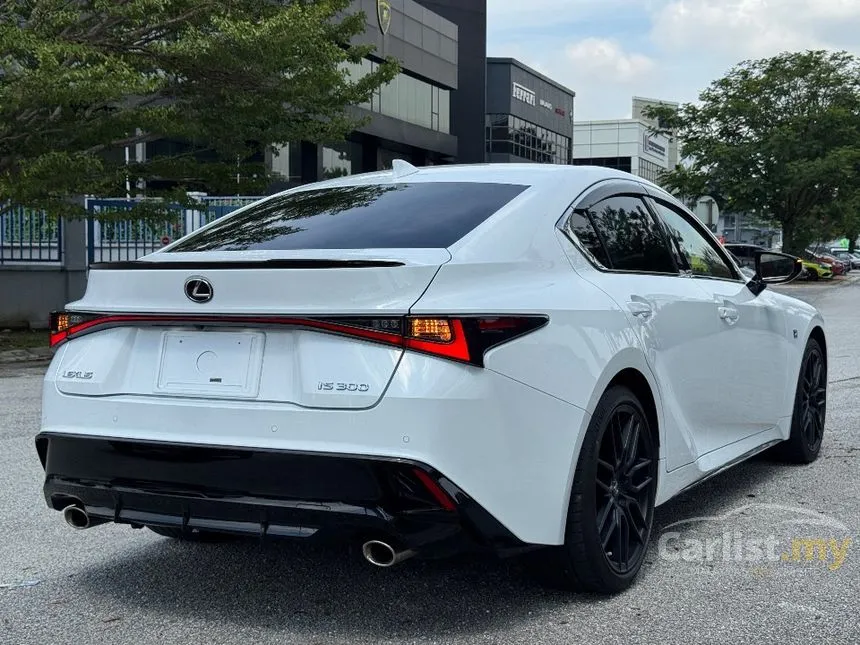 2021 Lexus IS 300 F Sport Sedan