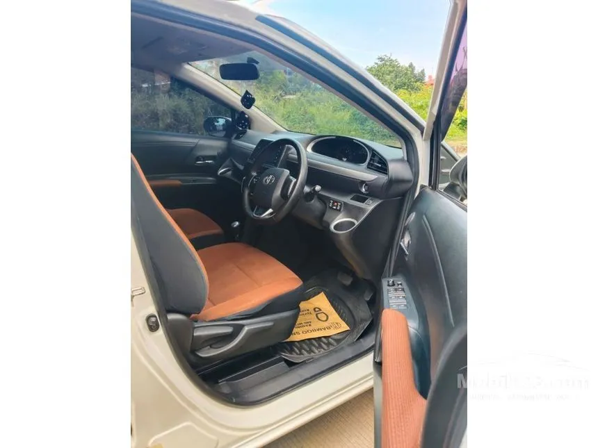 2017 Toyota Sienta V MPV