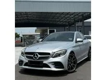 2018 Mercedes-Benz C300 2.0 AMG Line Sedan