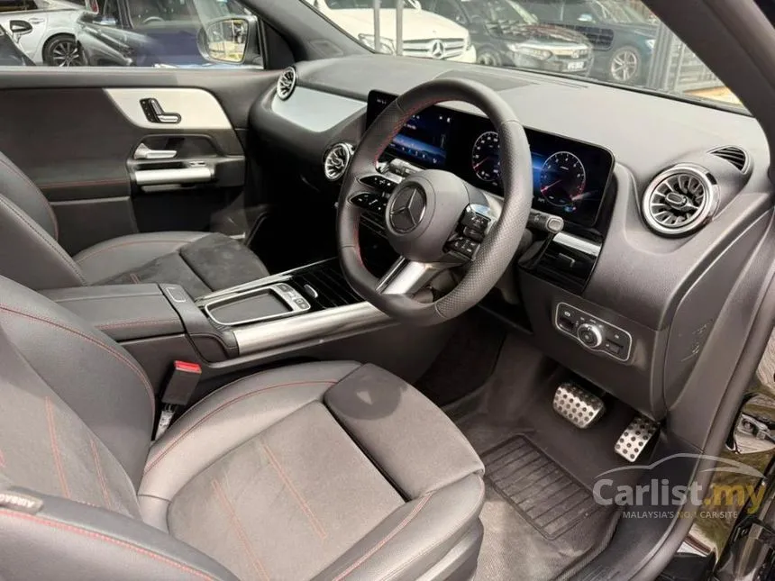 2025 Mercedes-Benz GLA250 4MATIC AMG Line SUV