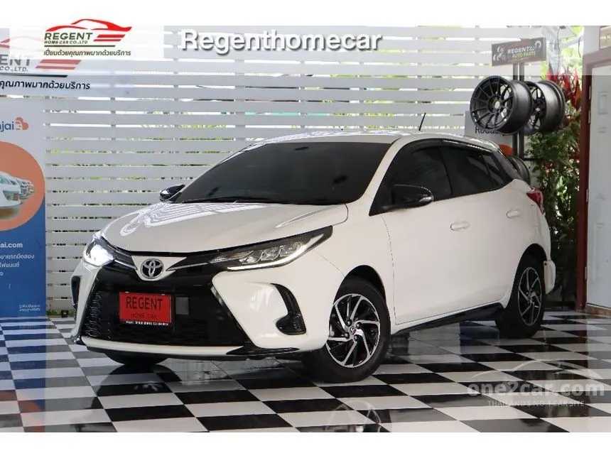 2021 Toyota YARIS Sport Hatchback