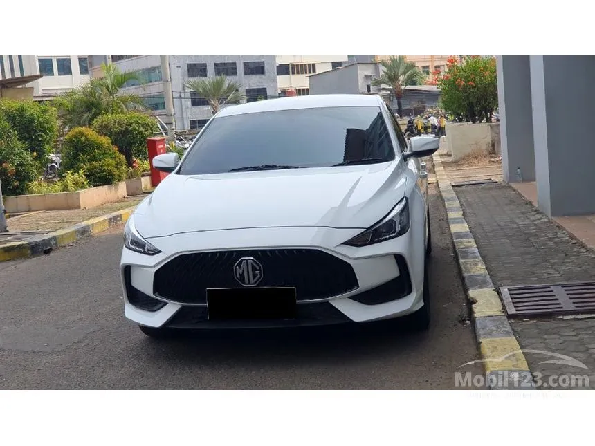 2025 MG 5 GT Activate Sedan