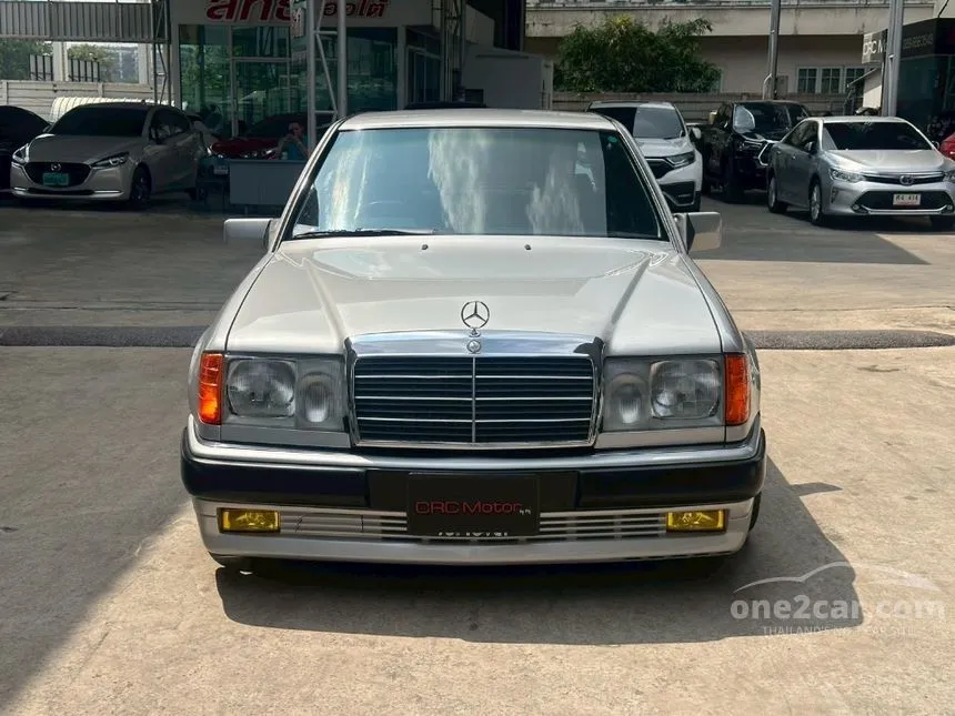 1990 Mercedes-Benz 300E Classic Sedan