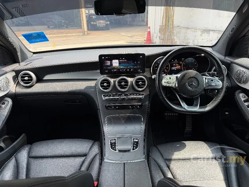 2021 Mercedes-Benz GLC300 4MATIC AMG Line SUV