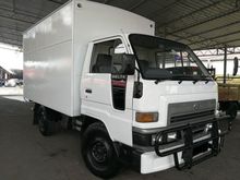 Daihatsu Delta 2.8 (M) 1 Ton Luton Box Lorry Length 11-5 Feet,Width 6-1 Feet,height 6 Feet
