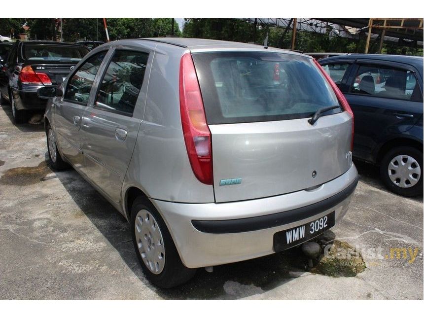 Fiat Punto 2004 1.3 SELECTA 1.2 in Kuala Lumpur Automatic 
