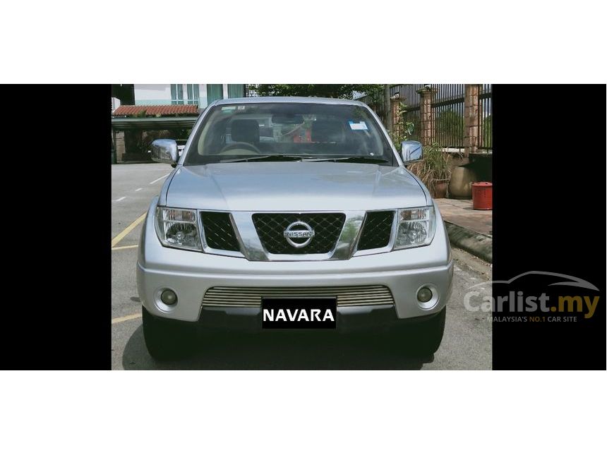 2009 Nissan Navara Dual Cab Pickup Truck