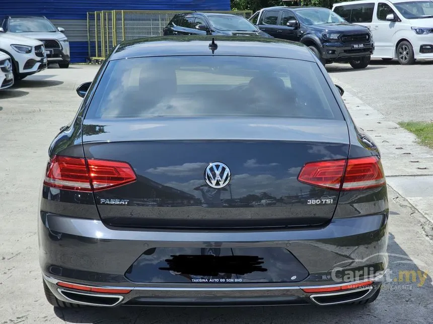 2019 Volkswagen Passat TSI Highline Sedan