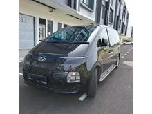 2023 Hyundai Staria 2.2 Plus MPV with 2 Autodoor