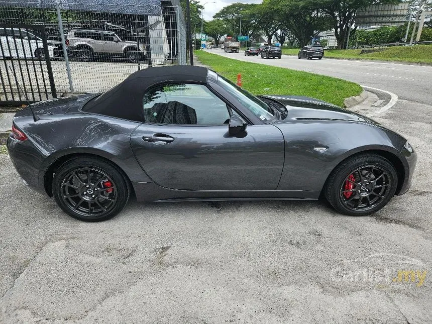 2021 Mazda Roadster S Convertible