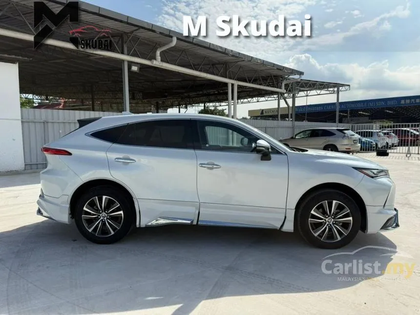 2025 Toyota Harrier Luxury SUV