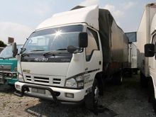 2012 Isuzu NPR 4.6 Lorry (M)