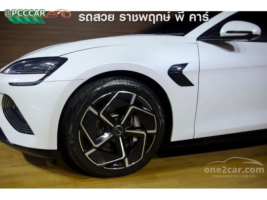 2024 BYD Seal Performance Sedan