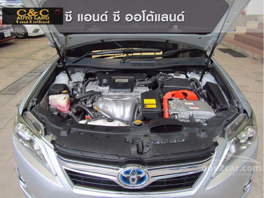 2012 Toyota CAMRY Hybrid Sedan