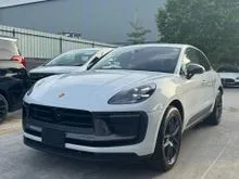 2023 Porsche Macan T 2.0 SUV GRADE 5A Full Bordeaux Red Leather Interior - Porsche Surfaced Coated Brakes - 18 way adaptive sport seats with memory
