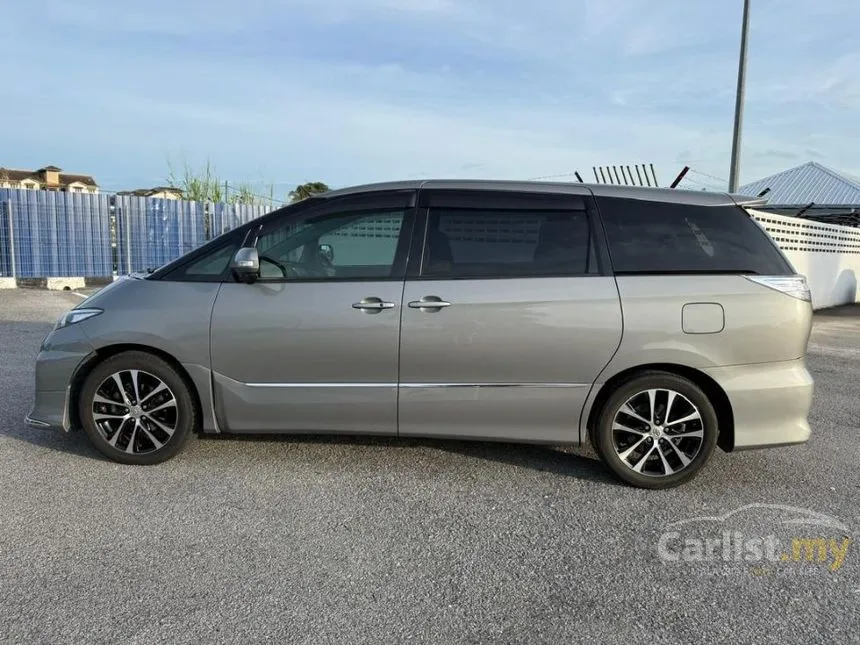 2012 Toyota Estima Aeras MPV