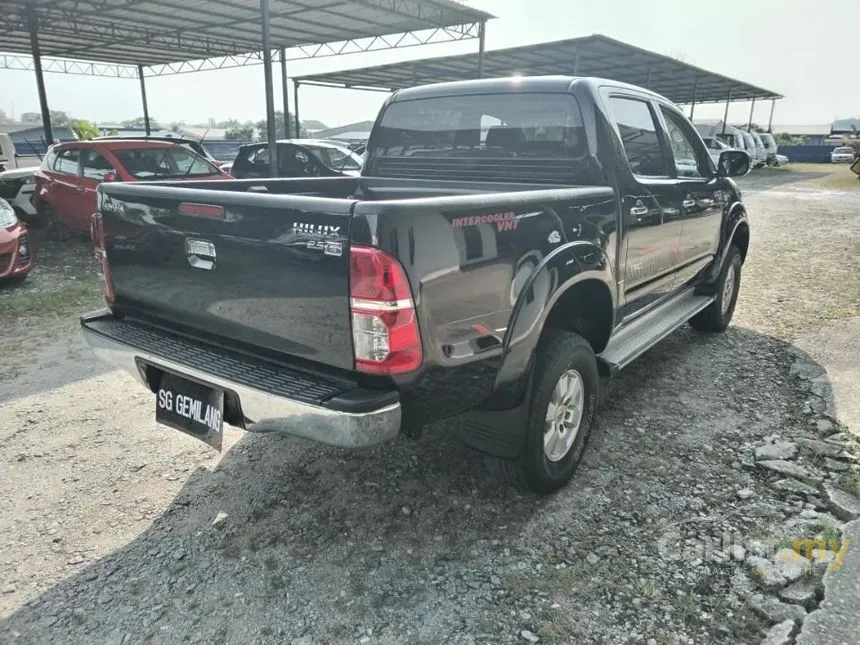 2010 Toyota Hilux G Dual Cab Pickup Truck